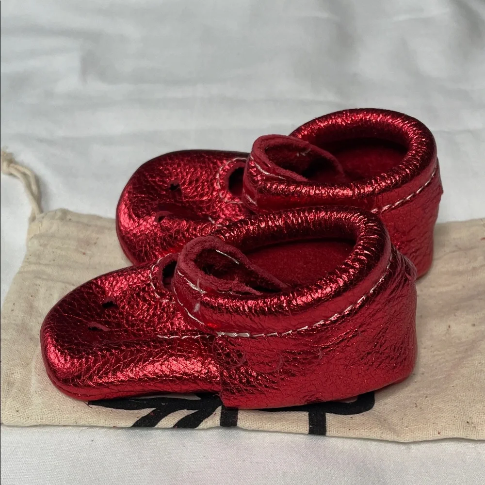 Freshly Picked Mary Jane Metallic Ruby Red Kids Moccasins Size 3